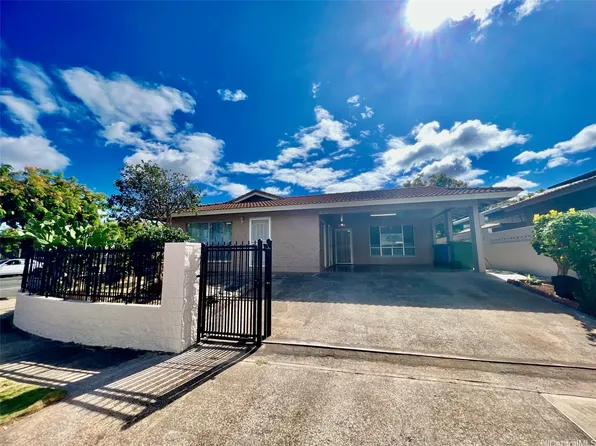 94-892 Kumuao St, Waipahu, HI 96797