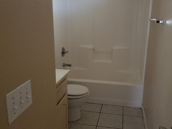 5th image of 607 S Ohare Dr