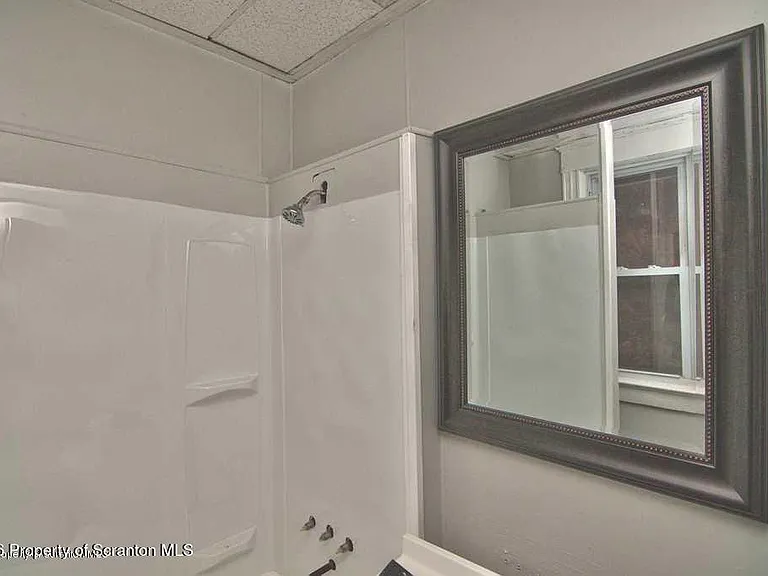 34 Simon Block Ave — Photo 21