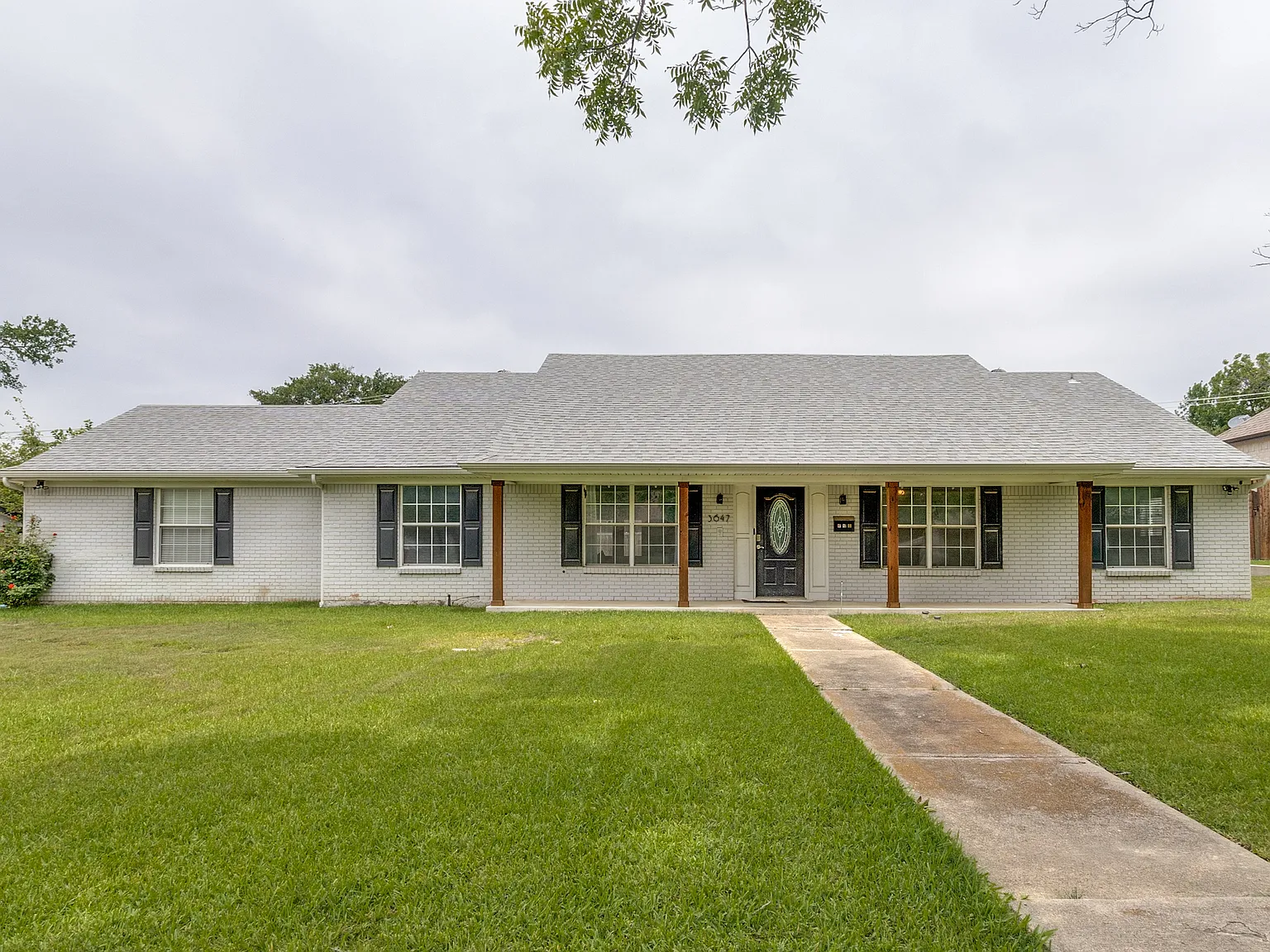 3 bed, 1971 sqft, $3,200 — Photo 1