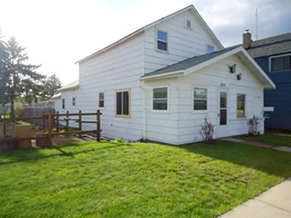 206 S Tomahawk Ave, Tomahawk, WI 54487