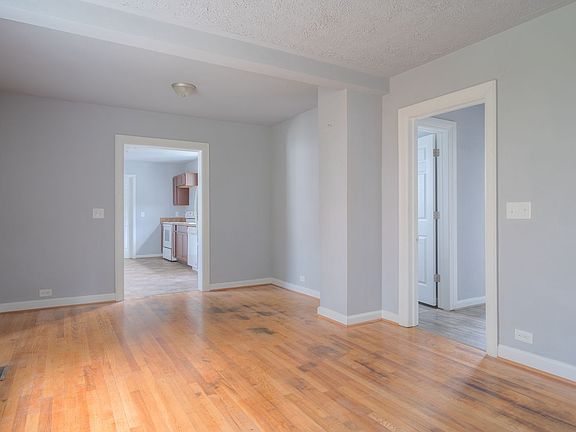 5th image of 122 Monroe St #A