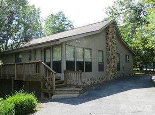 328 Pathfinder Ln, Hedgesville, WV 25427