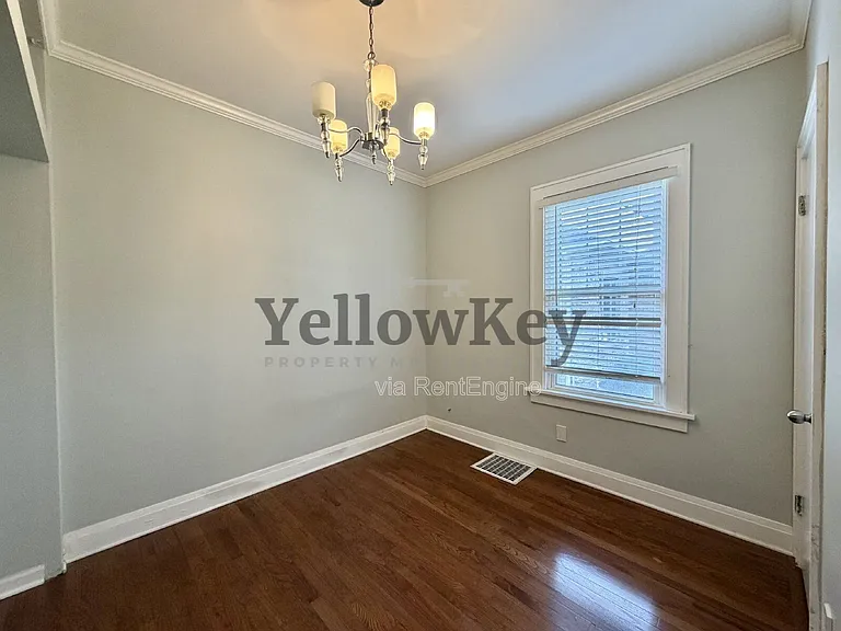 376 Hill Ave — Photo 10