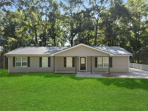 214 Cedar Dr, Commerce, GA 30529