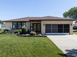 35 Lille Ln, Buffalo, NY 14227