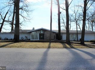 94 Oak Hills Dr, Hanover, PA 17331