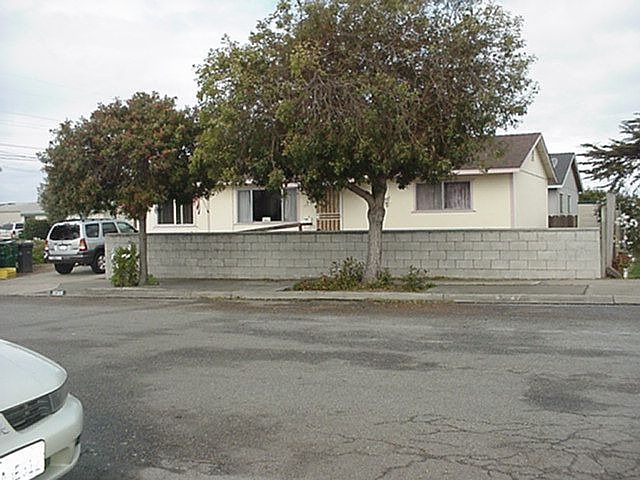 1st image of 11301 Sanchez St