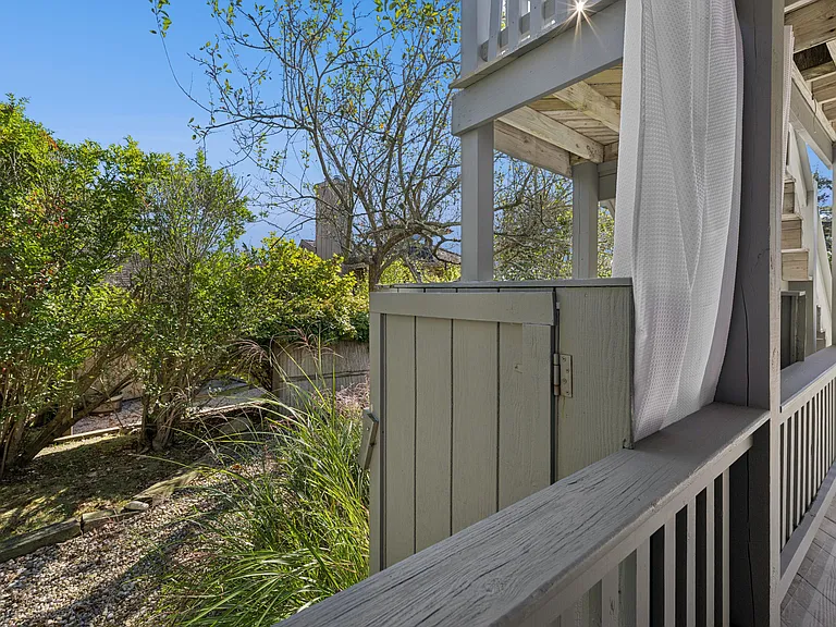 22 Bryan Rd — Photo 23