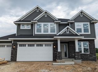 8422 60th St S, Cottage Grove, MN 55016