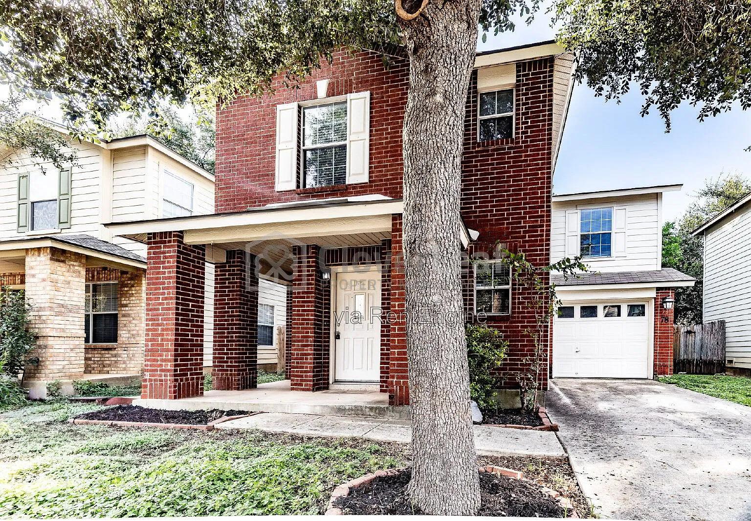 3 bed, 2.5 bath, 1556 sqft, $1,627 — Photo 3