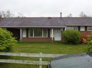 1001 Carol Dr, Canonsburg, PA 15317