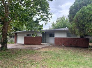 5712 E Odessa St, Wichita, KS 67220