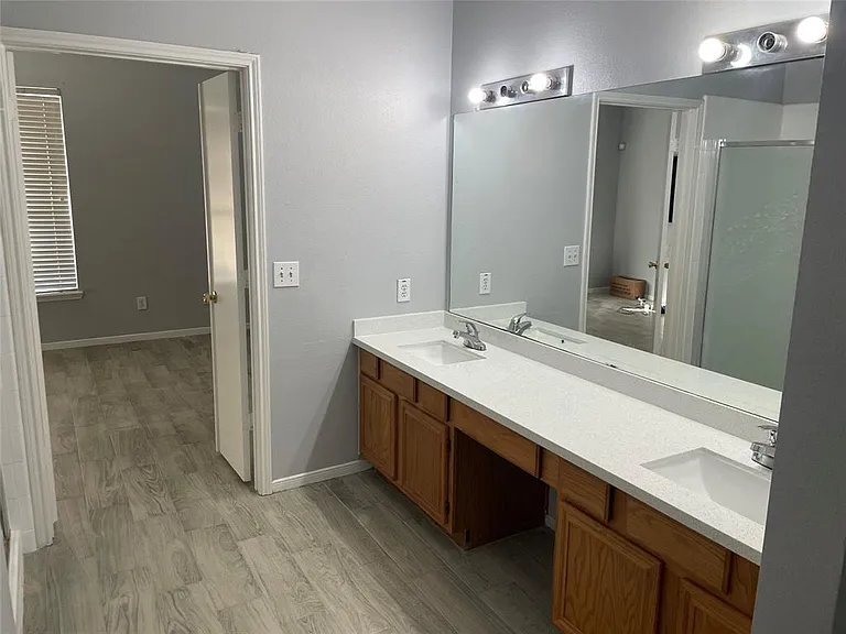 2103 Ragland Dr — Photo 12