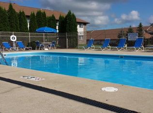 5536 Washington Rd APT 203, Kenosha, WI 53144