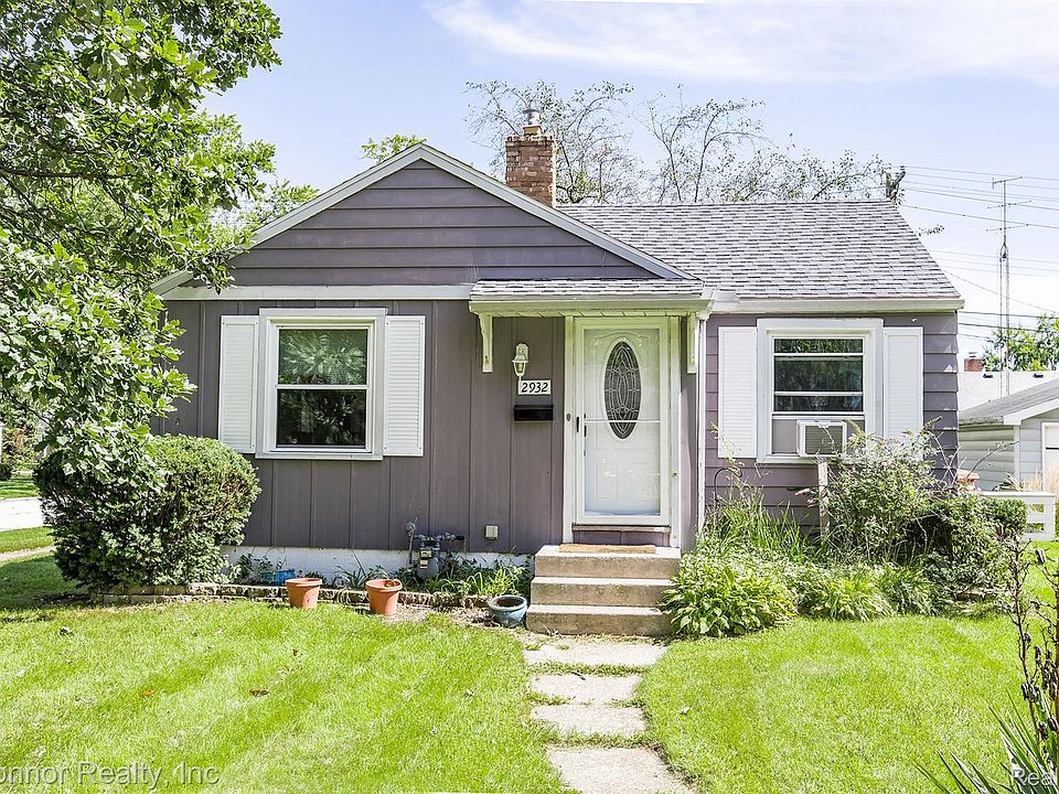 1st image of 2932 Cooper Ave