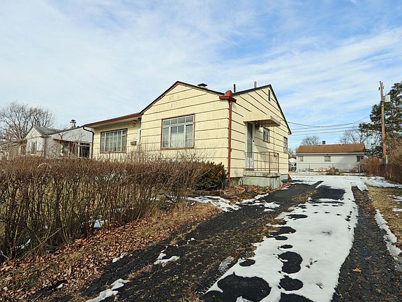 3rd image of 2246 Colfax Ave