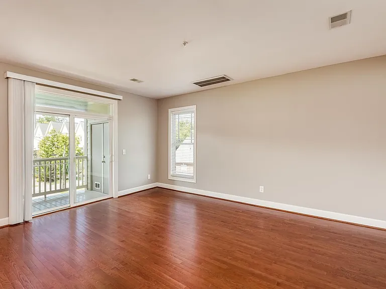 3200 Long Blvd #2 — Photo 18
