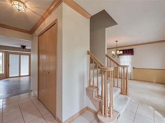 4th image of 1179 Park Ledge Dr