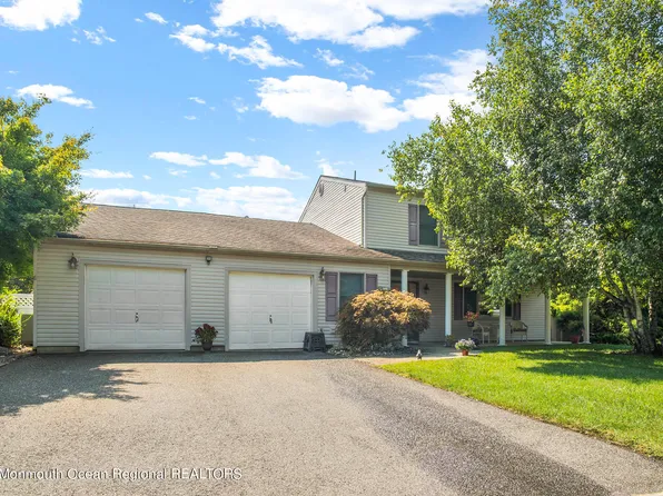 9 Carlisle Court, Hazlet, NJ 07730