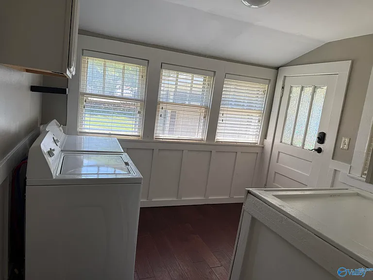 1118 Ward Ave NE — Photo 13
