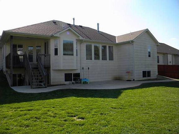 Back w/ deck and patio