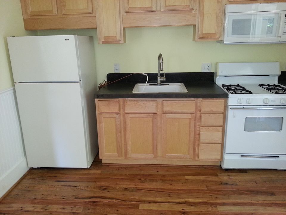271 Park - kitchen_06072014