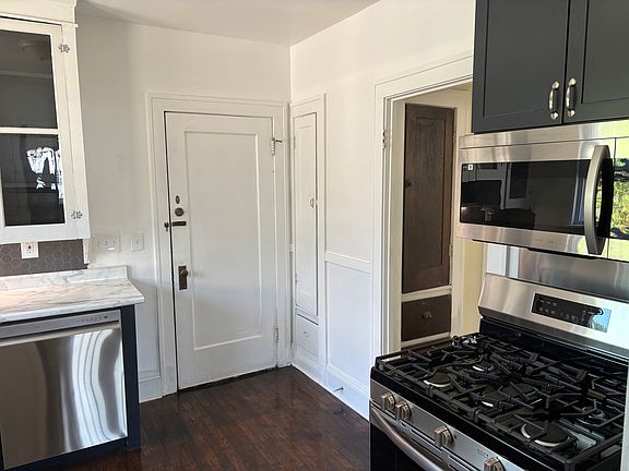 3rd image of 1621 Alameda Ave