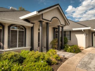 1591 Gold Hills Dr, Redding, CA 96003