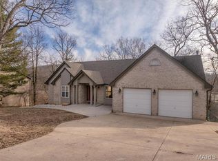 156 S Kings Rd, Lake Sherwood, MO 63357