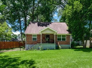 996 Glendale Dr, East Pt, GA 30344
