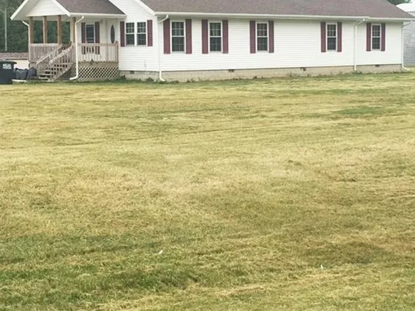 110 6th Ave, Oakwood, OH 45873