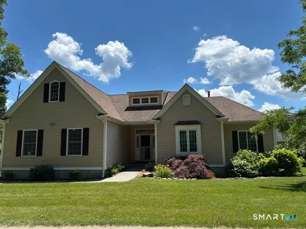 12 Flanders Woods Lane #12, Coventry, CT 06238