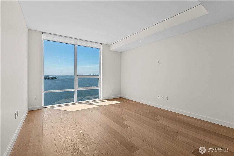 2nd image of 121 Stewart Street #2506