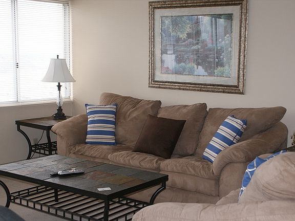 3rd image of 111 Kellogg Blvd E APT 2114