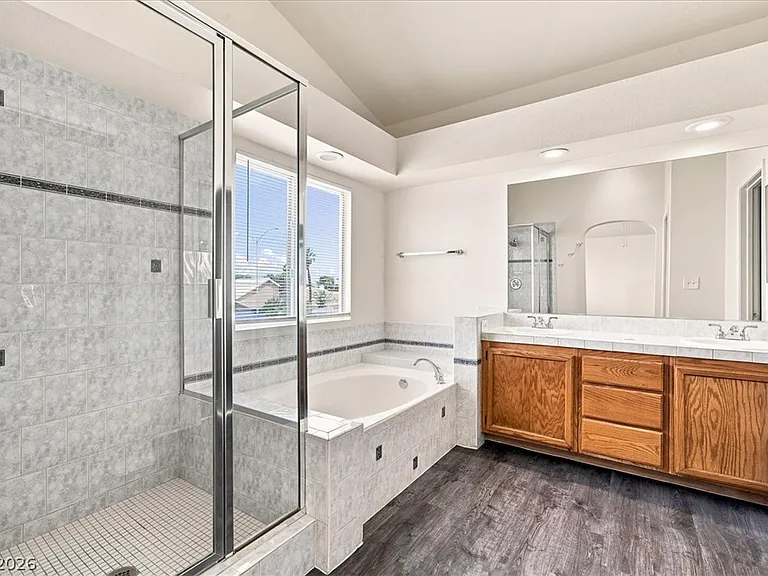 2576 Silver Shadow Dr — Photo 14
