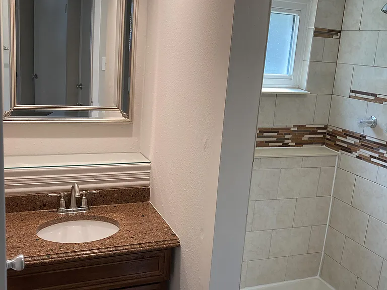 172 Olympus Cir — Photo 13