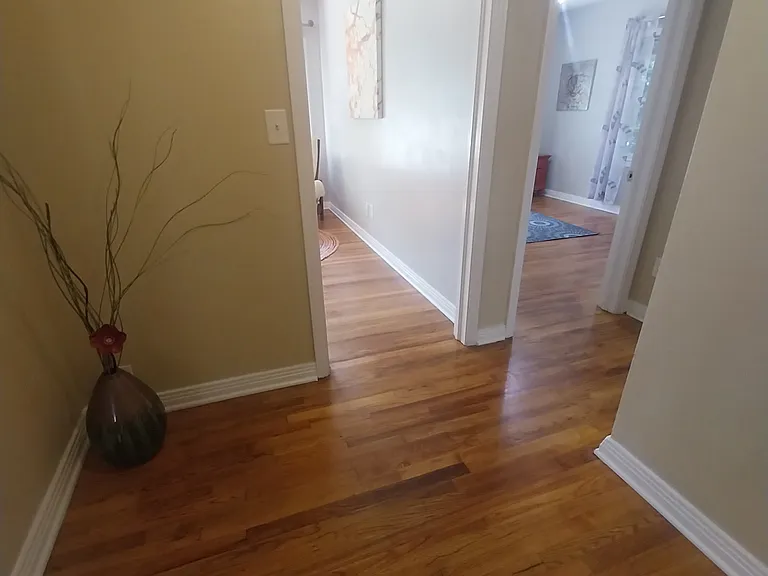 1428 Charlotte St — Photo 10