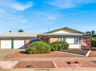 2320 Ken Venturi Ln, El Paso, TX 79936