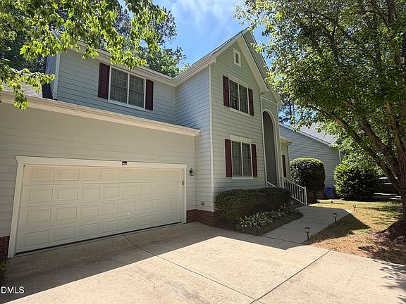 2nd image of 1004 Chancellors Ridge Dr