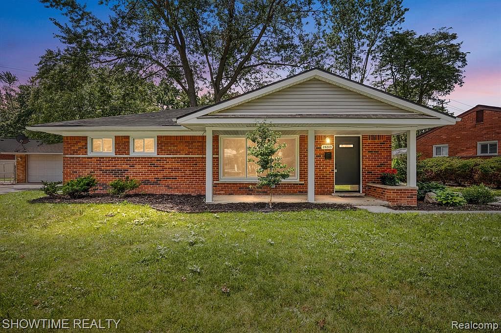 28249 Red Leaf Ln, Southfield, MI 48076 Zillow