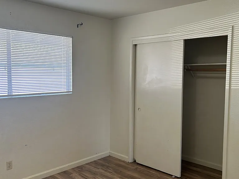 120 E Fairmont Ave #8 — Photo 14