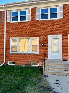9559 Sumac Rd APT F, Des Plaines, IL, 60016