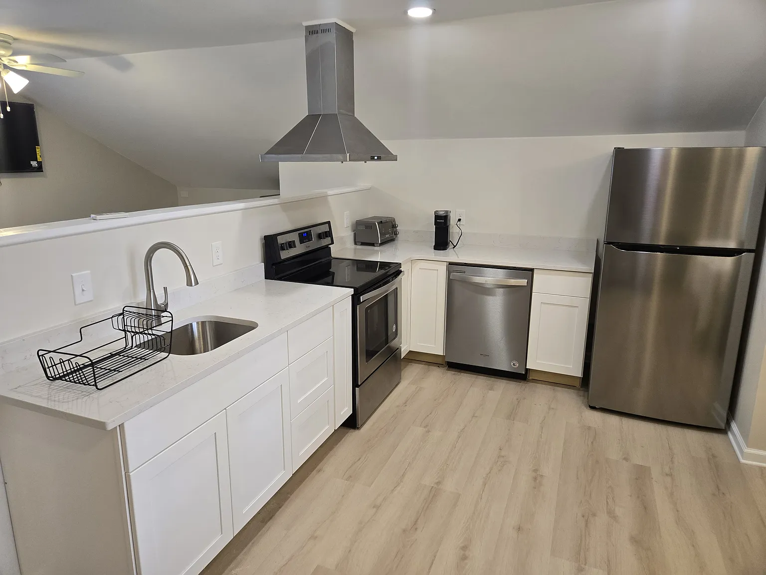 Studio, 600 sqft, $1,950 — Photo 1