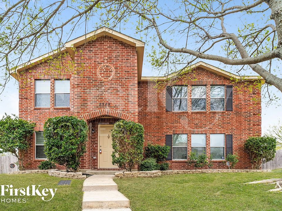 1st image of 2549 Barksdale Dr