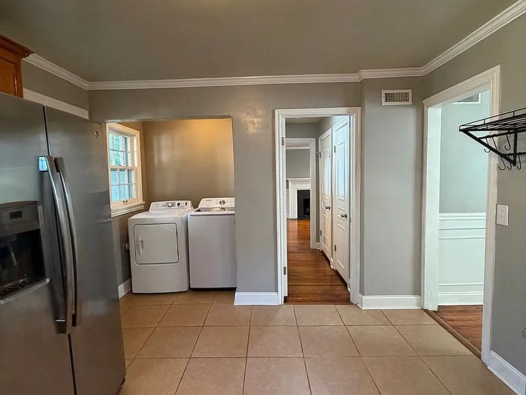 3400 N Virginia Ave — Photo 6