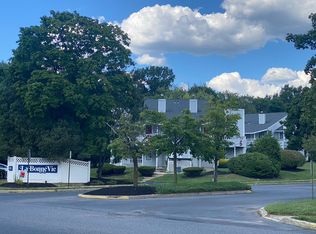 402 Shelby Ct, Sicklerville, NJ 08081