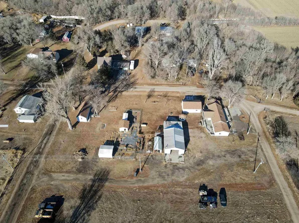 45338 2nd St, Ansley, NE 68814
