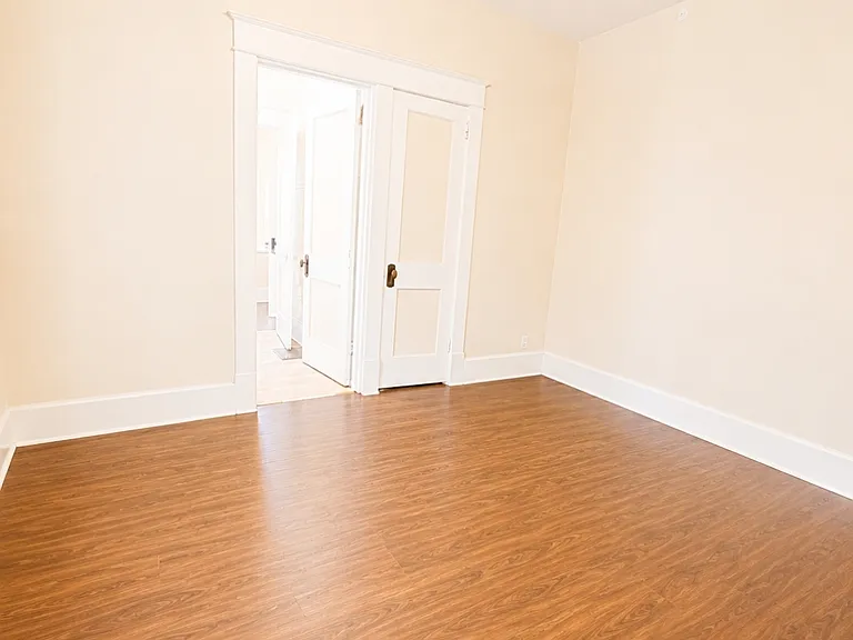 1631 Shady Ave #1 — Photo 17