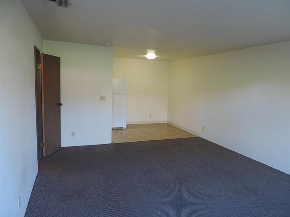4th image of 902 S Forbes St APT E